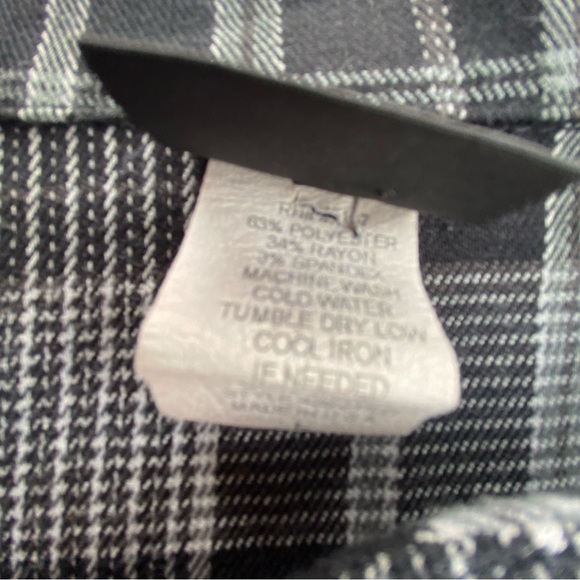 Toybox Plaid Short Sleeve shirt made in USA size large - Picture 7 of 9